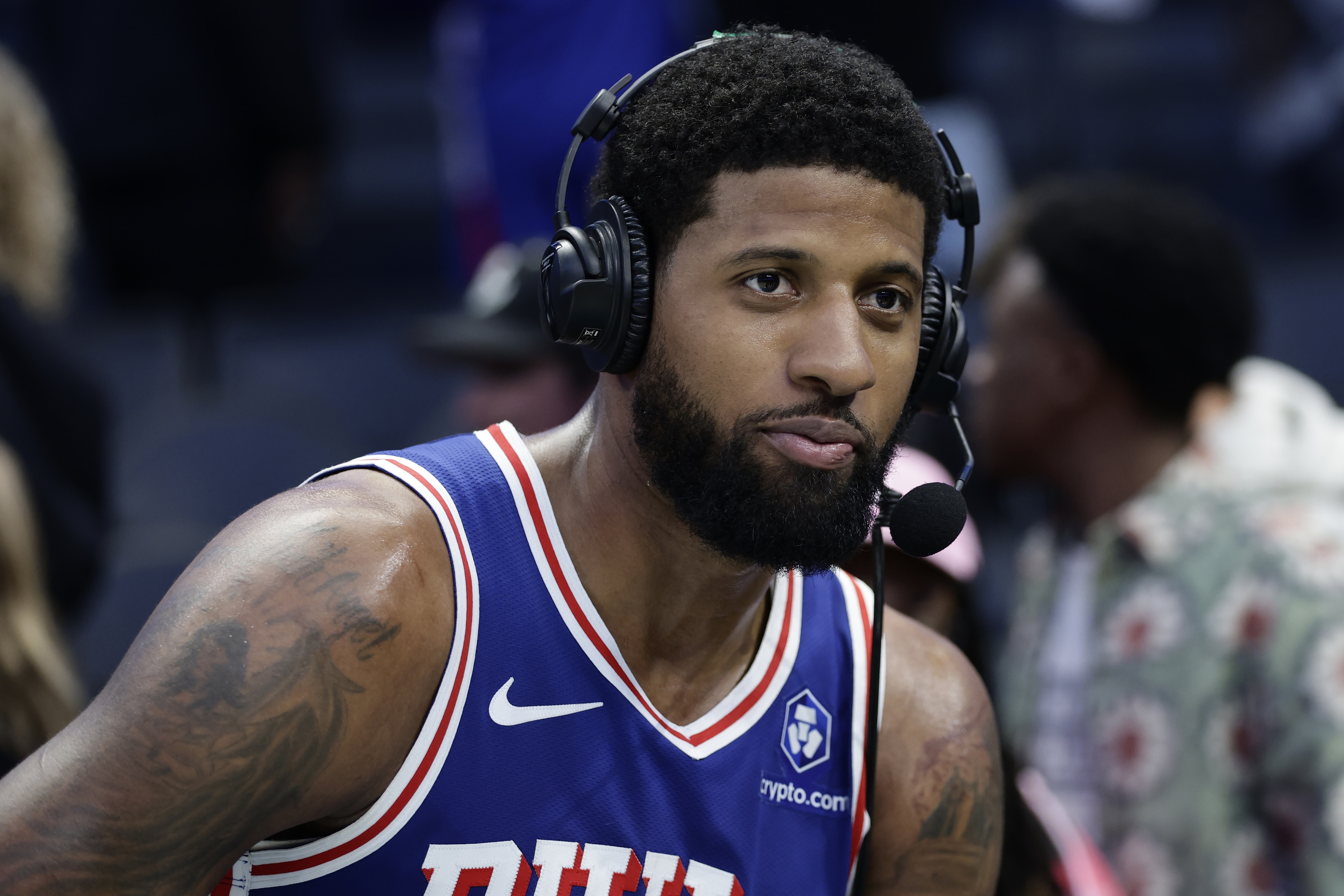 C7官网-乔治谈76人球迷：在这里打球充满乐趣 我已完全融入其中